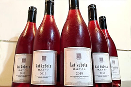 自社ワインを商品化kai kubota写真