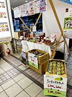 マルシェにて販売